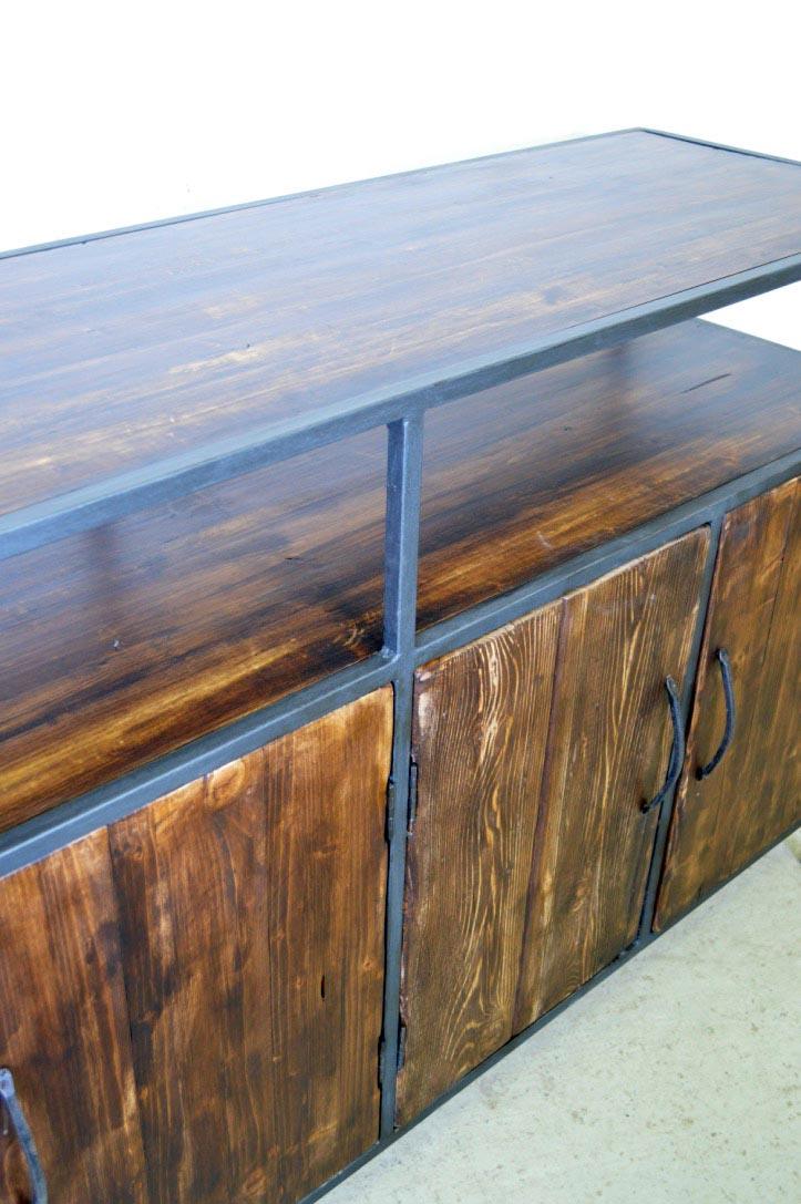Credenza alta industrial ferro e legno finitura noce con ripiano - lapagoda.net