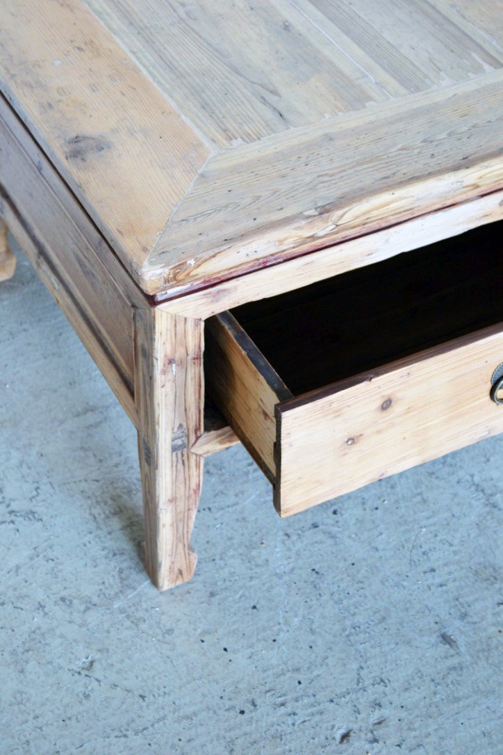 Vecchio tavolino cinese con cassetto in Legno di Olmo finitura naturale - SPEDIZIONE GRATUITA- lapagoda.net